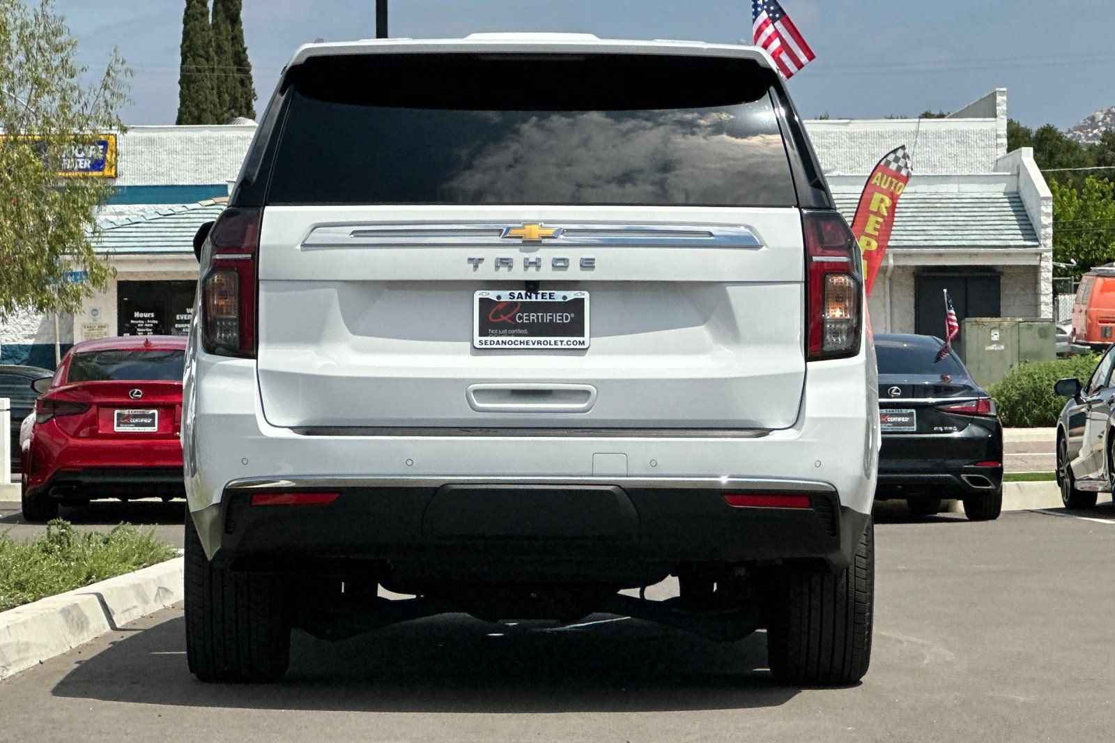 Used 2024 Chevrolet Tahoe LS RWD image 5