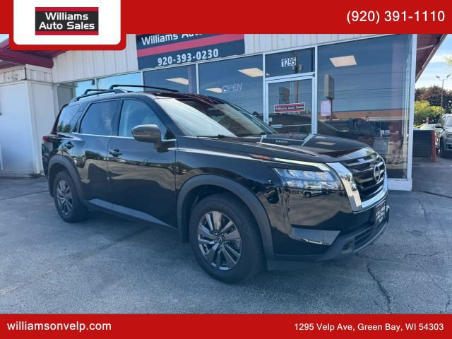 Used 2023 Nissan Pathfinder SV