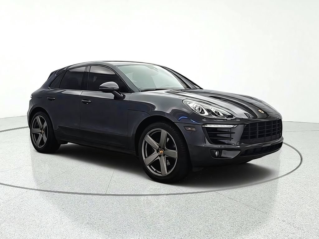 Used 2018 Porsche Macan Sport Edition AWD/4WD image 8