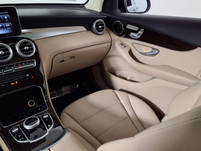 Used 2019 Mercedes-Benz GLC 300 4MATIC image 22