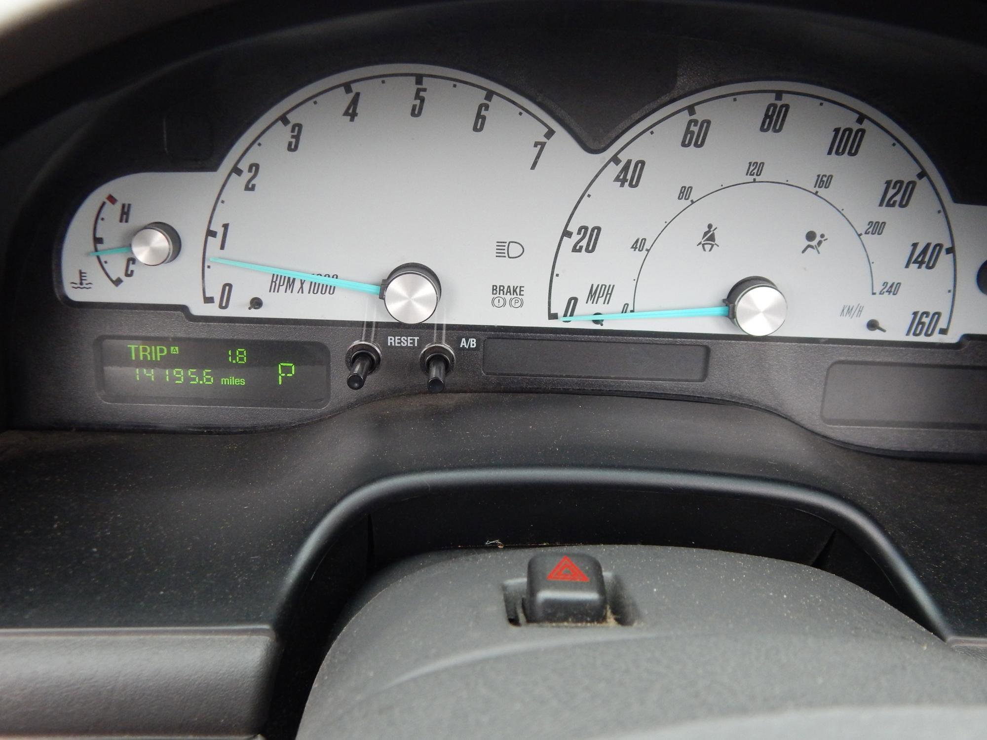 Used 2002 Ford Thunderbird image 30