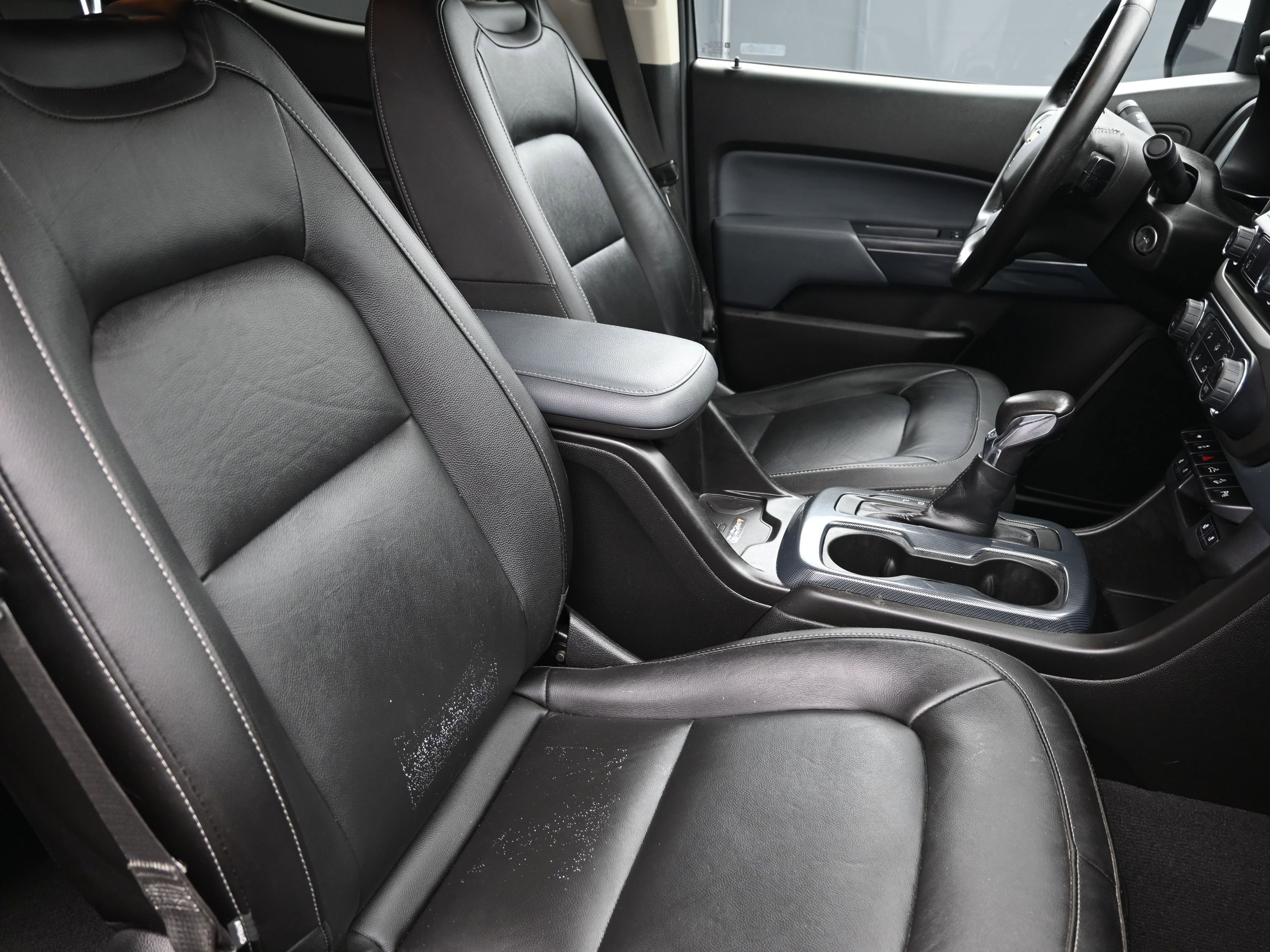 Used 2022 Chevrolet Colorado Z71 image 27