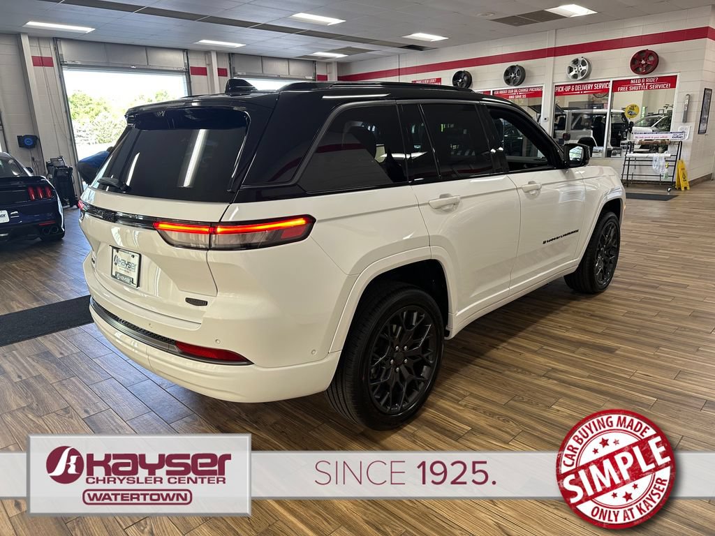 New 2026 Jeep Grand Cherokee Summit AWD/4WD image 5