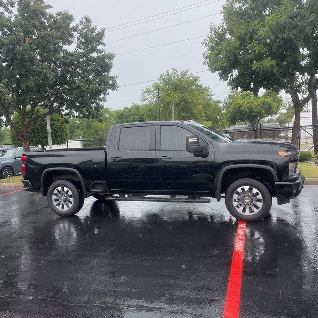 Used 2025 Chevrolet Silverado 2500 Custom w/ Custom Value Package AWD/4WD image 3