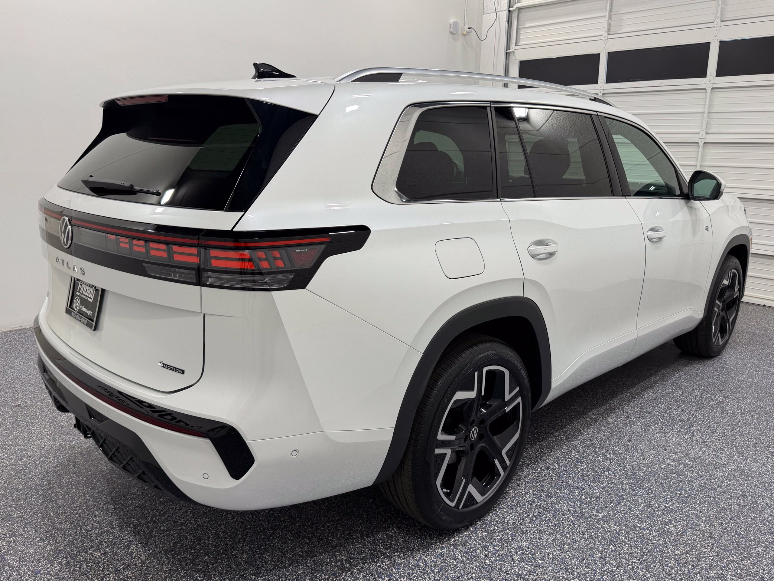 New 2027 Volkswagen Atlas SEL Premium R-Line AWD/4WD image 8