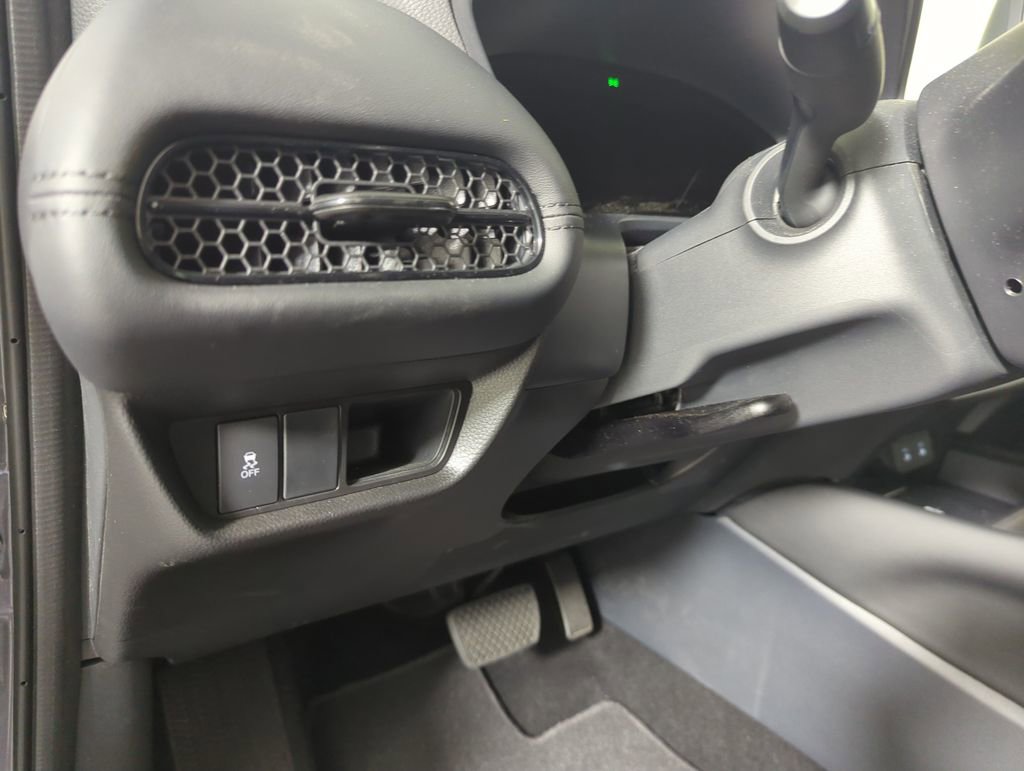 Certified 2026 Honda HR-V LX image 27