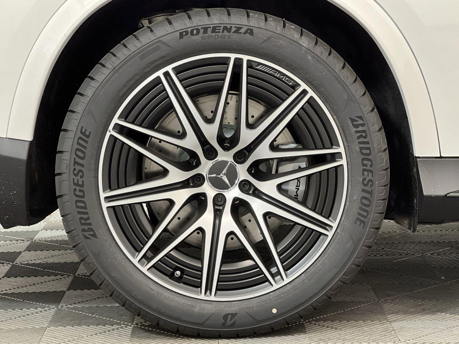 New 2025 Mercedes-Benz GLC 43 AMG 4MATIC image 10