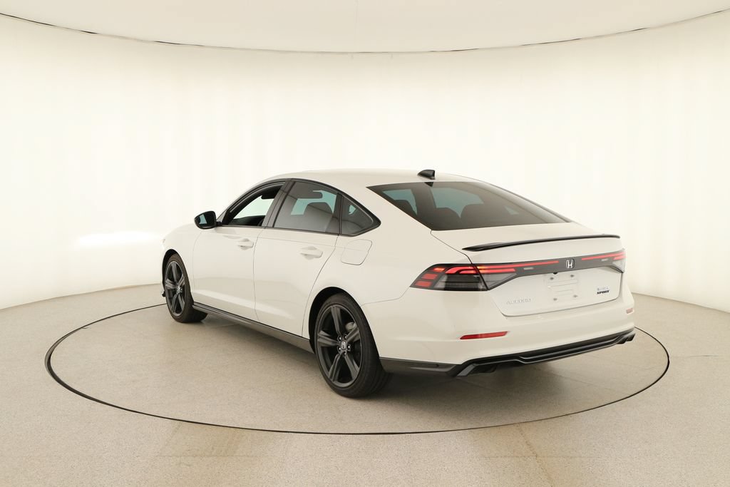Used 2024 Honda Accord Sport image 4