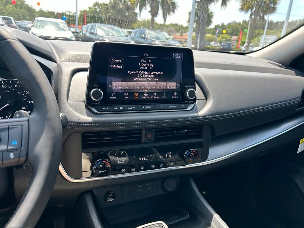New 2026 Nissan Rogue SV FWD image 30