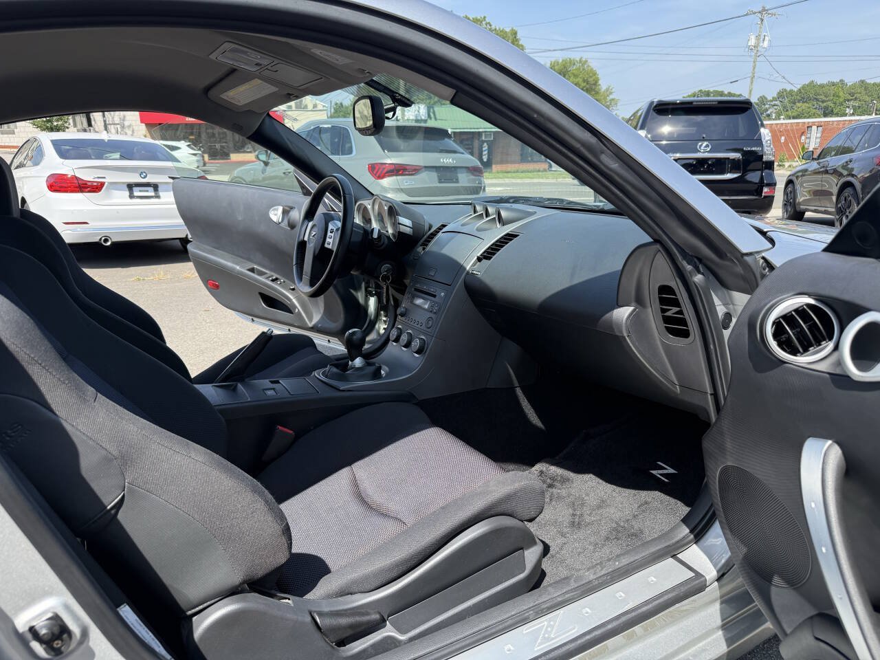 Used 2003 Nissan 350Z Performance RWD image 17