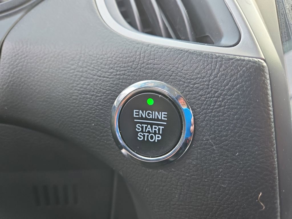 Used 2023 Ford Edge SEL image 20