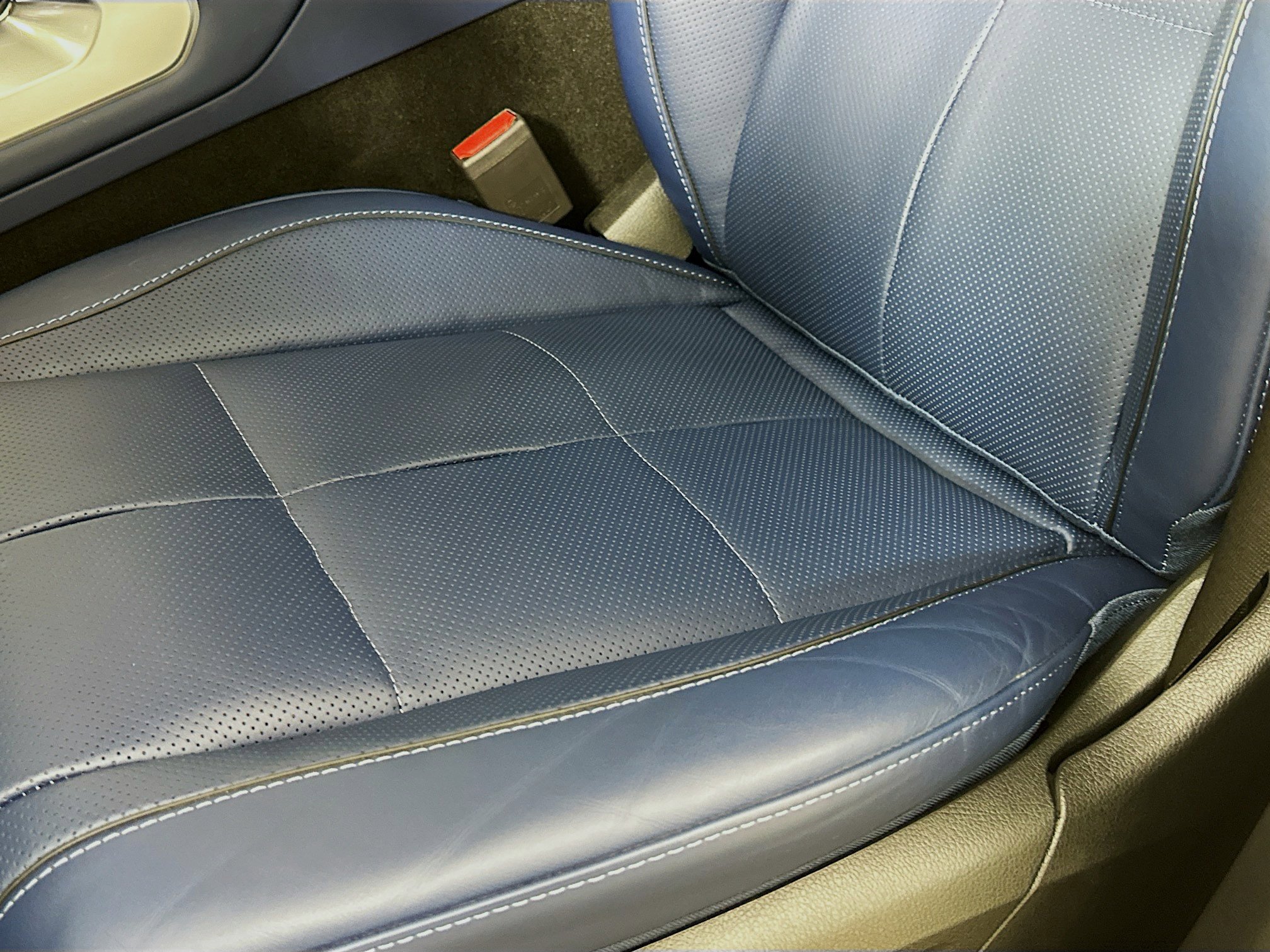 Certified 2025 Mercedes-Benz GLE 450e 4MATIC image 24