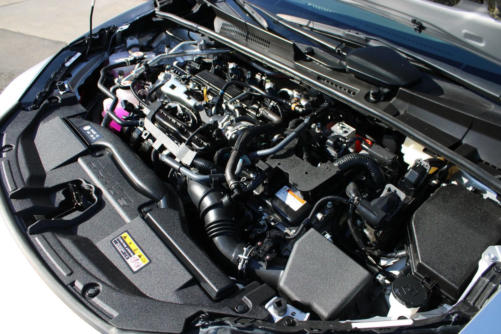Used 2025 Toyota Prius LE FWD image 35
