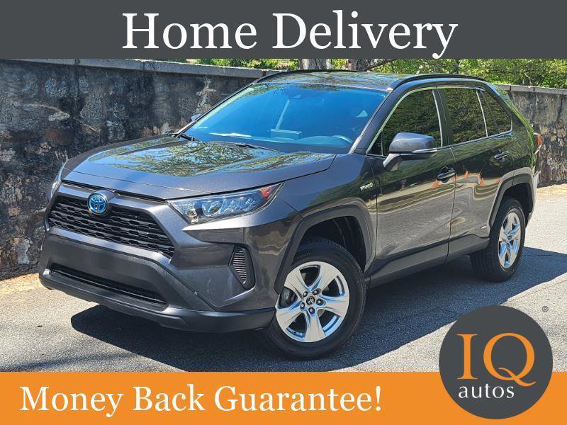Used 2019 Toyota RAV4 LE image 1