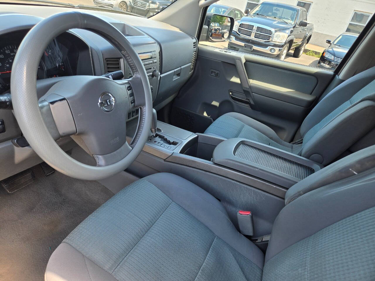 Used 2006 Nissan Titan SE AWD/4WD image 13