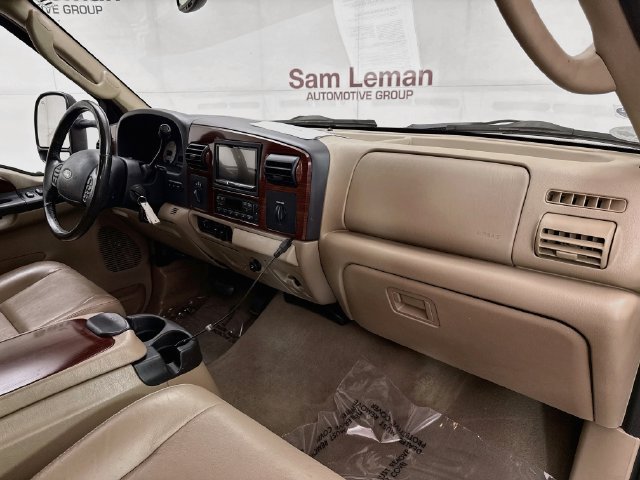 Used 2005 Ford F350 Lariat AWD/4WD image 26