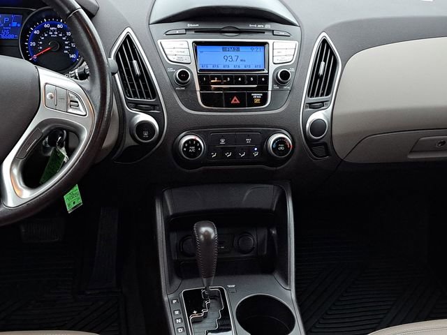 Used 2011 Hyundai Tucson GLS image 21