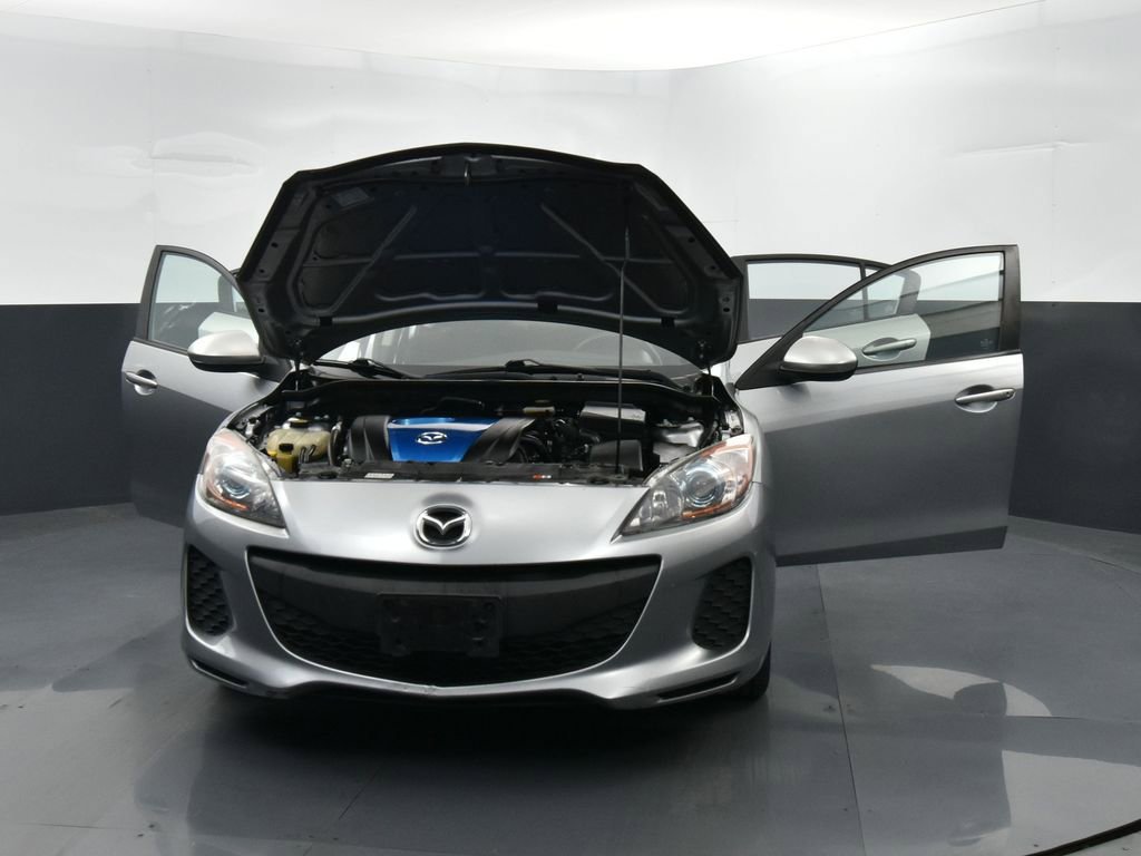 Used 2013 MAZDA MAZDA3 i Sport image 37