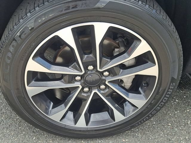 Used 2022 Jeep Grand Cherokee Overland w/ Adv Protech Group III AWD/4WD image 8