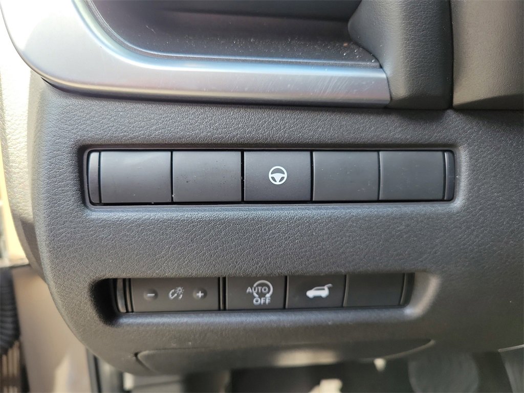 Used 2024 Nissan Rogue SV w/ SV Premium Package image 23