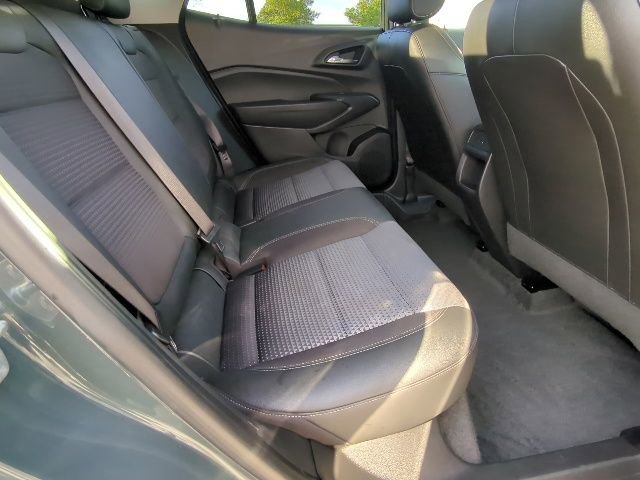 Certified 2025 Chevrolet Trax LT image 18