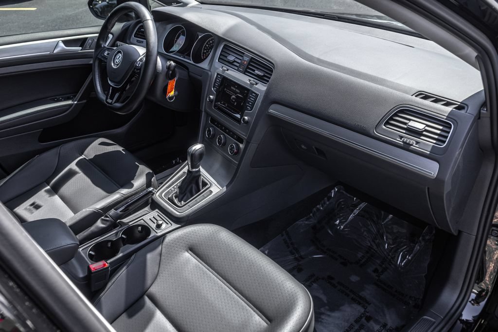 Used 2015 Volkswagen Golf TDI SE w/ Lighting Package FWD image 31