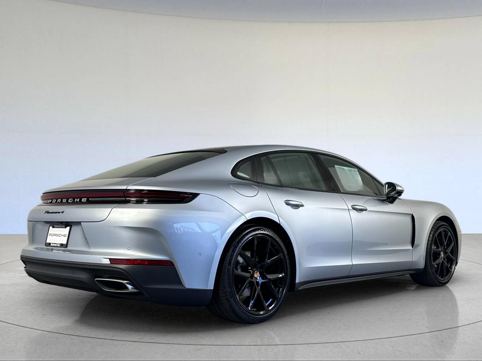 New 2026 Porsche Panamera 4 AWD/4WD image 8