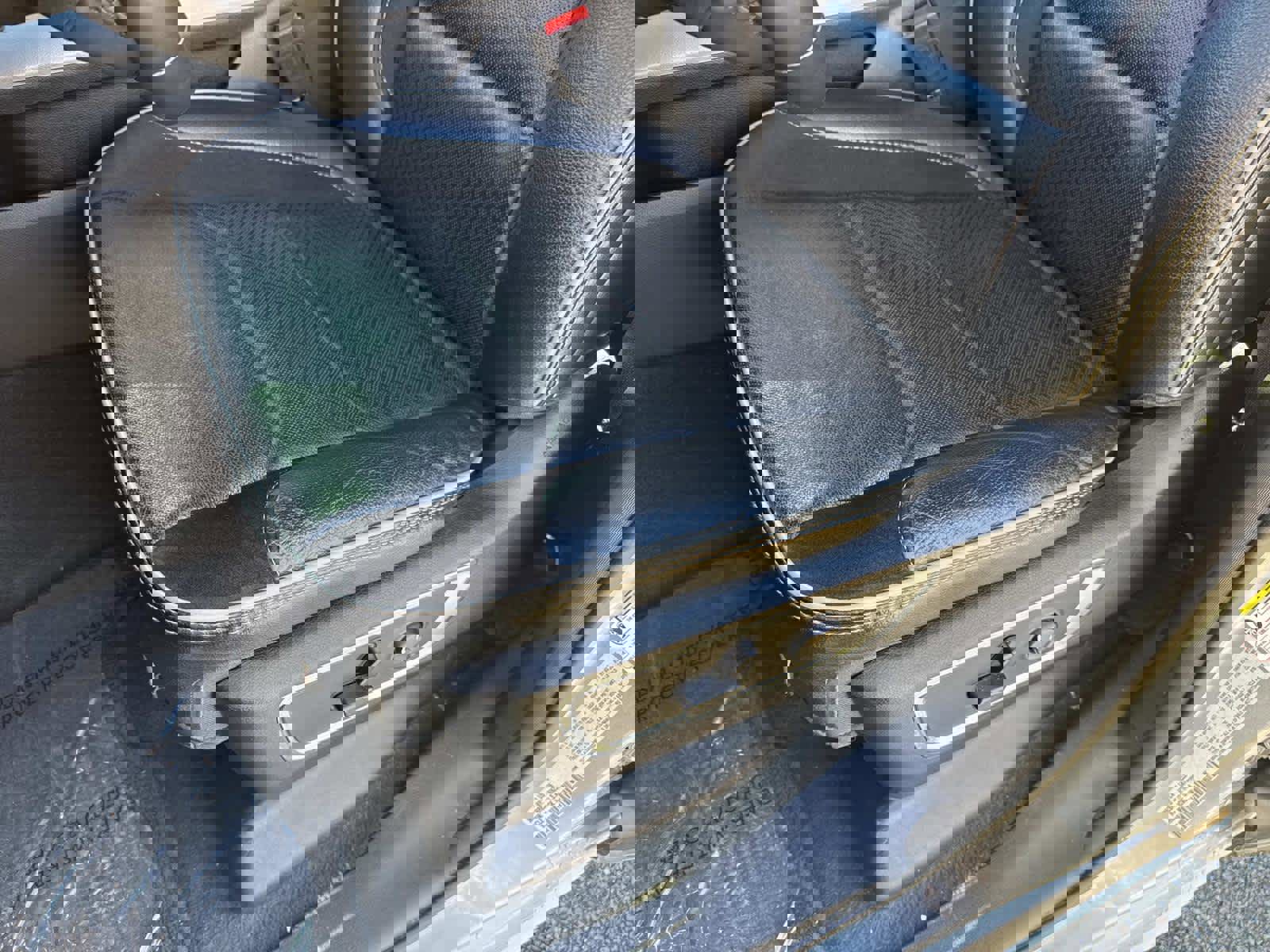 Used 2024 RAM 1500 Laramie image 19