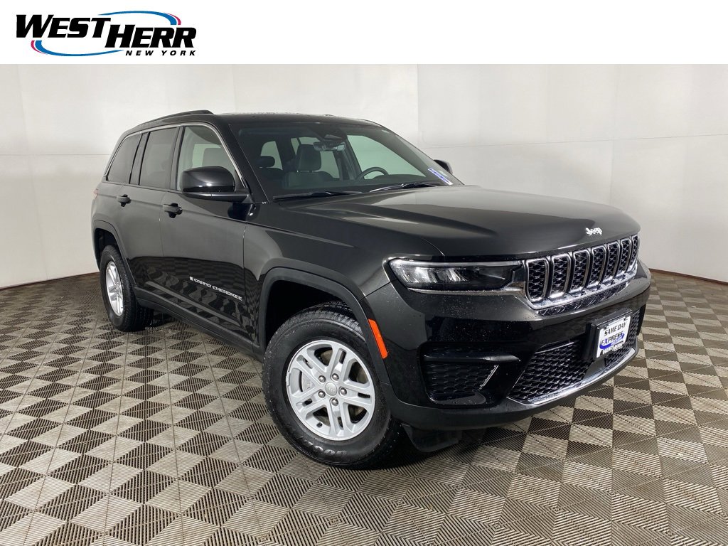 Used 2025 Jeep Grand Cherokee Laredo w/ Luxury Tech Group I