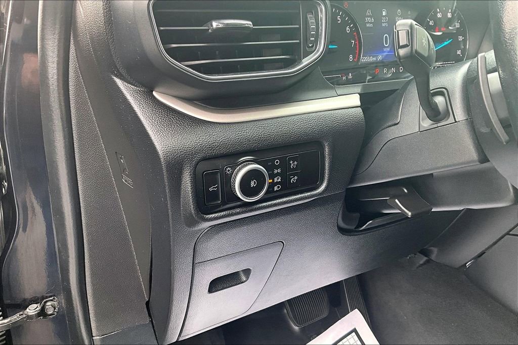Used 2021 Ford Explorer XLT AWD/4WD image 38