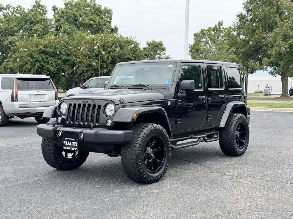 Used 2018 Jeep Wrangler Unlimited Sahara AWD/4WD image 5