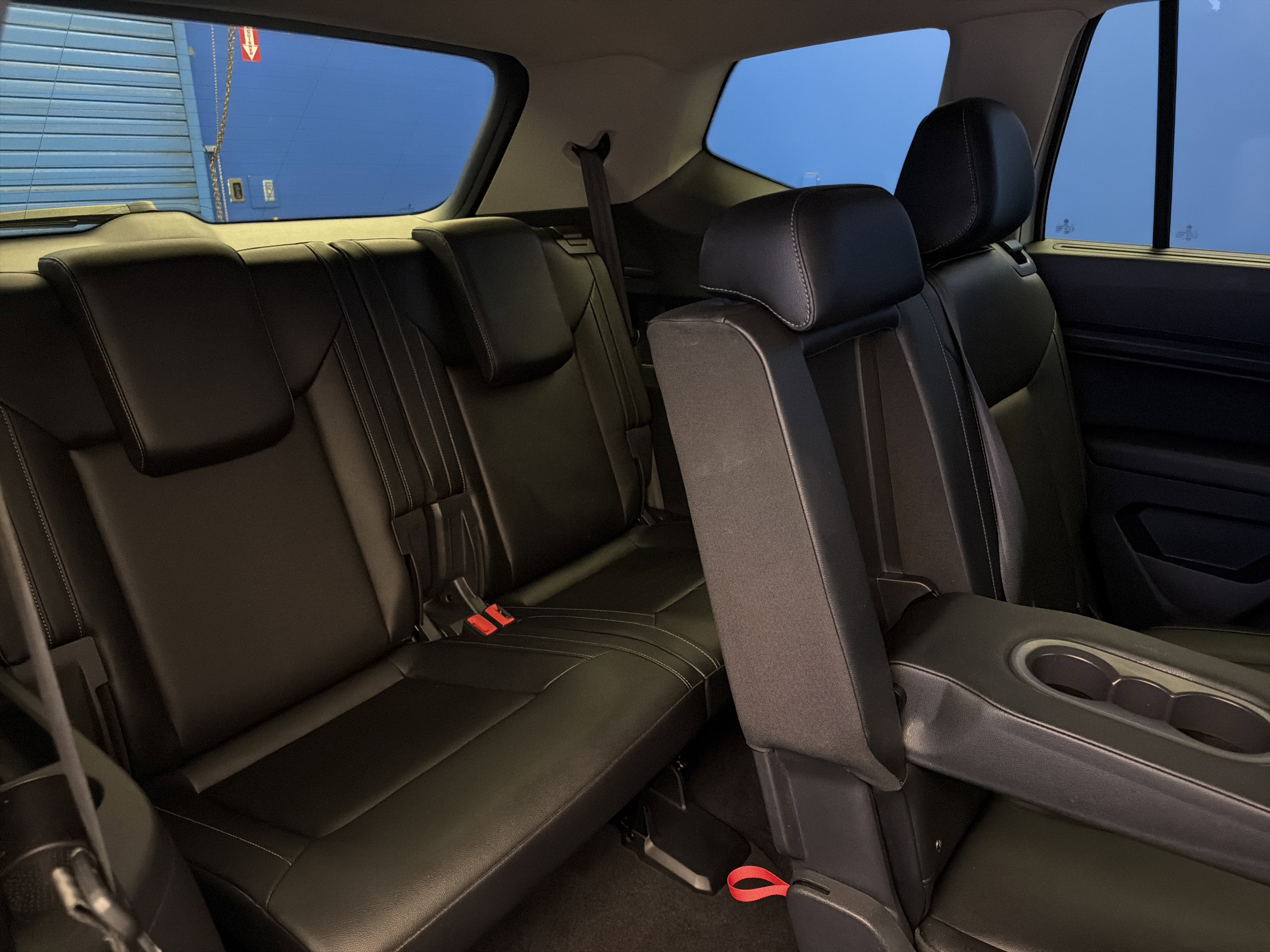 Used 2019 Volkswagen Atlas SE FWD image 25
