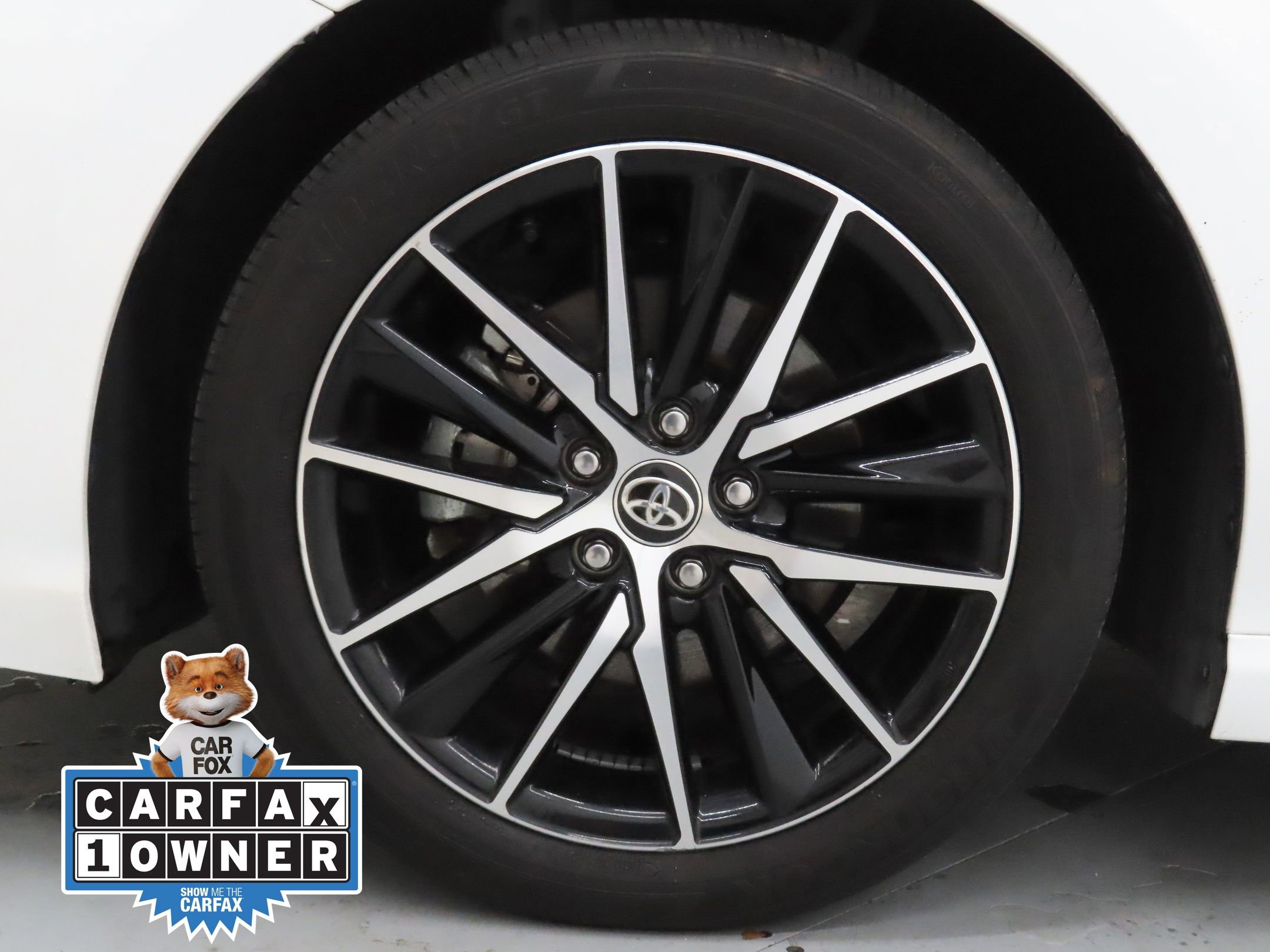 Used 2024 Toyota Camry SE image 24