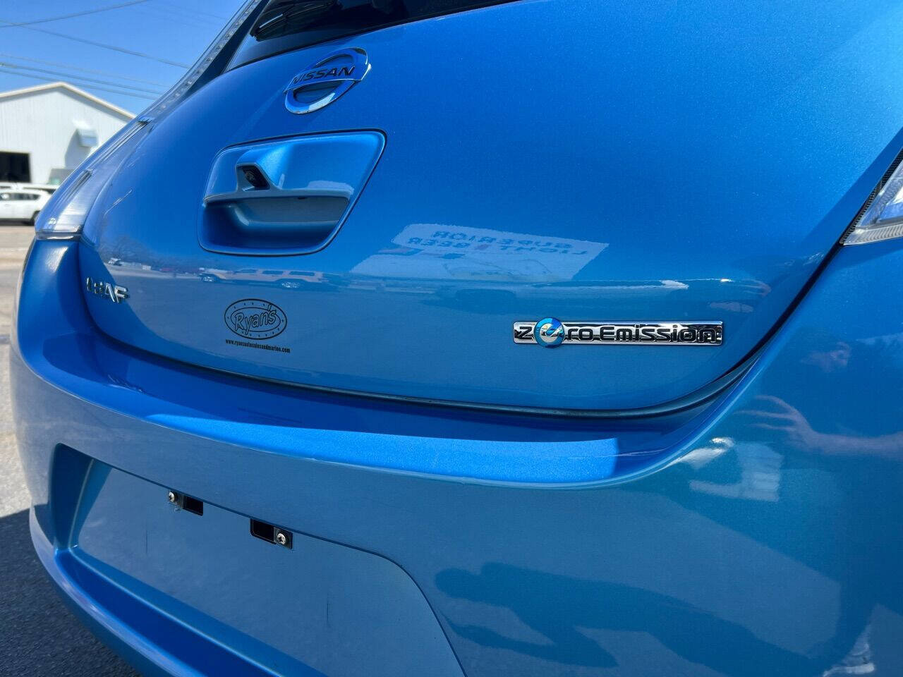 Used 2014 Nissan Leaf SL w/ Premium Package image 29