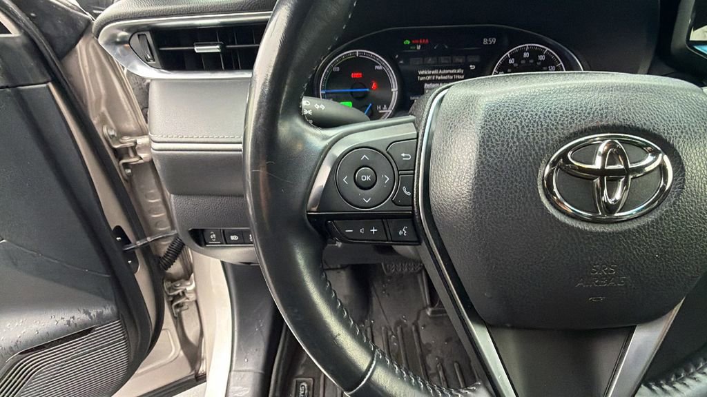 Used 2021 Toyota Venza XLE w/ Carpet Mat Package (TMS) image 27