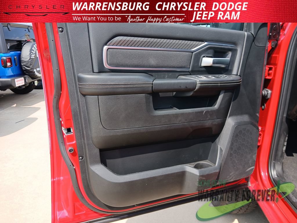 New 2026 RAM 2500 Big Horn AWD/4WD image 12