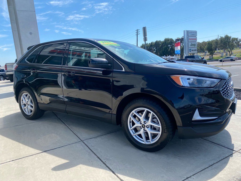 Used 2024 Ford Edge SEL image 10