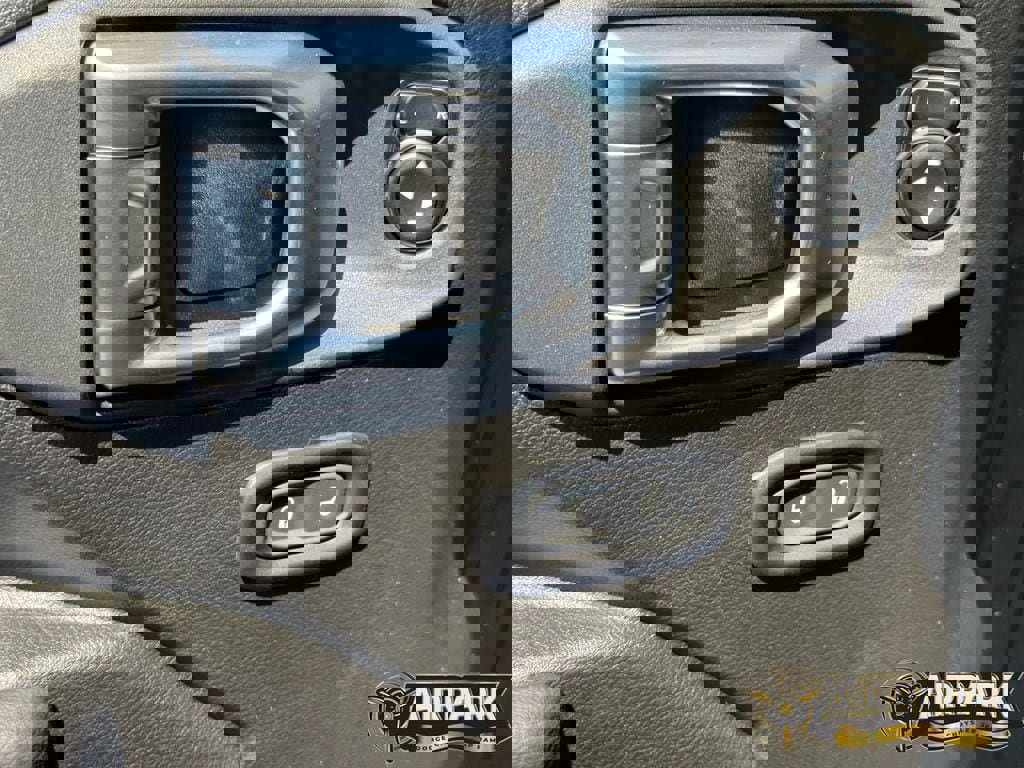 New 2025 Jeep Gladiator Sport AWD/4WD image 13