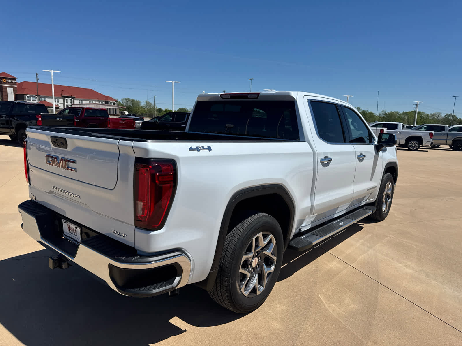 New 2026 GMC Sierra 1500 SLT w/ SLT Premium Package AWD/4WD image 70
