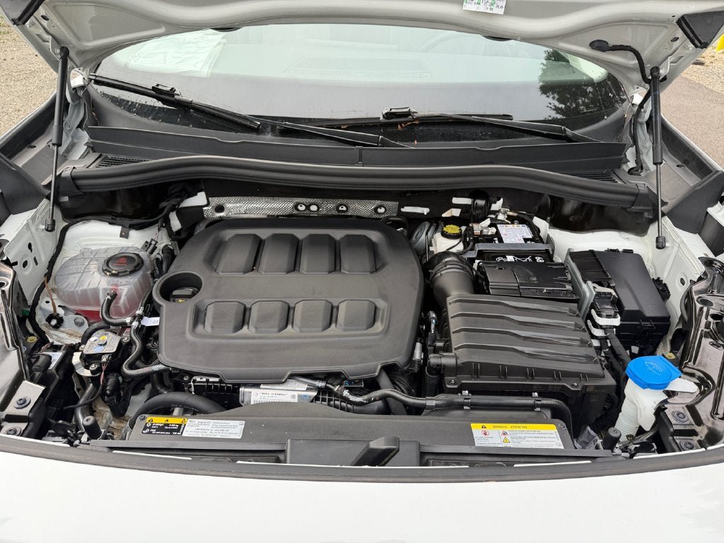 Used 2025 Volkswagen Tiguan S FWD image 29