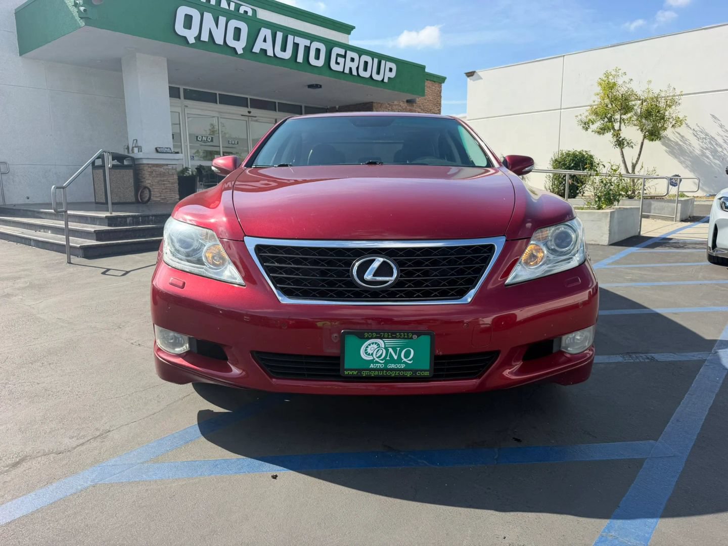 Used 2010 Lexus LS 460 RWD image 3