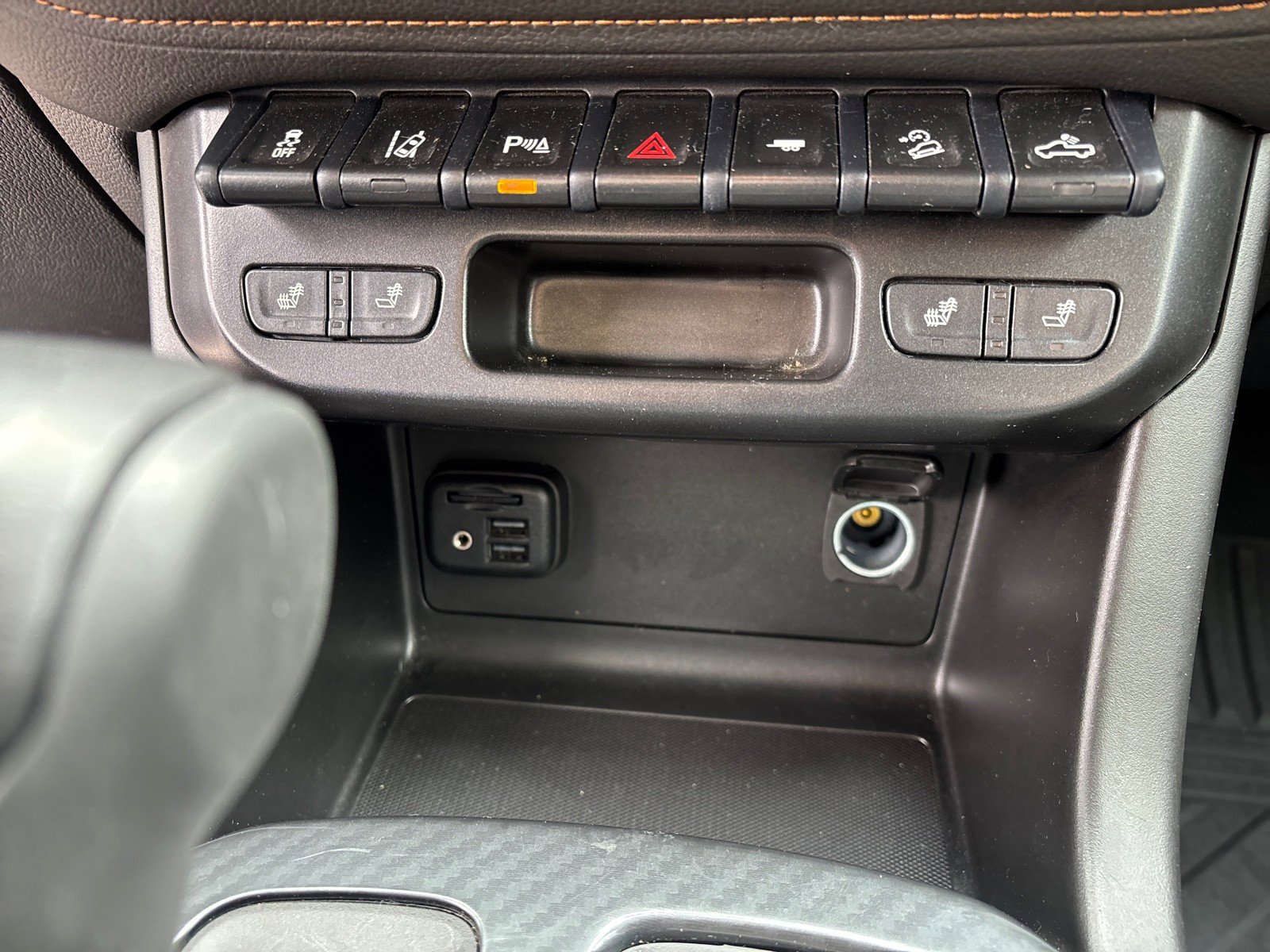 Certified 2021 GMC Canyon AT4 w/ Driver Alert Package image 25