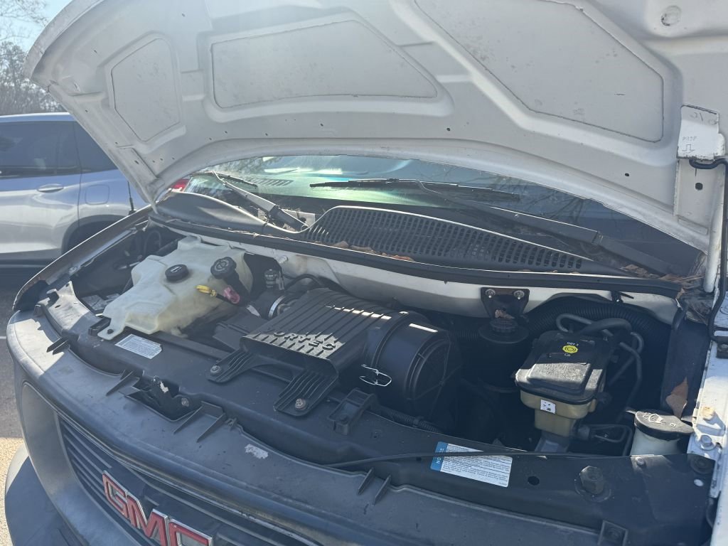 Used 2002 GMC Savana 3500 G3500 image 9