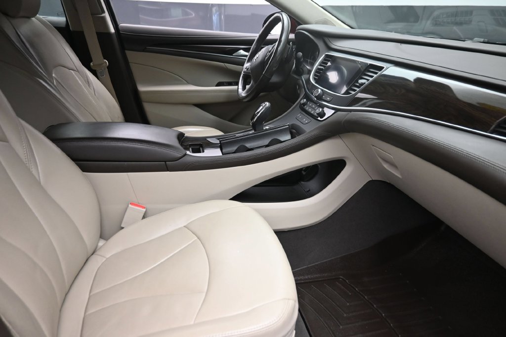 Used 2017 Buick LaCrosse Premium w/ Driver Confidence Package #2 FWD image 9