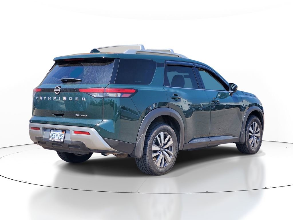 Used 2023 Nissan Pathfinder SL AWD/4WD image 4