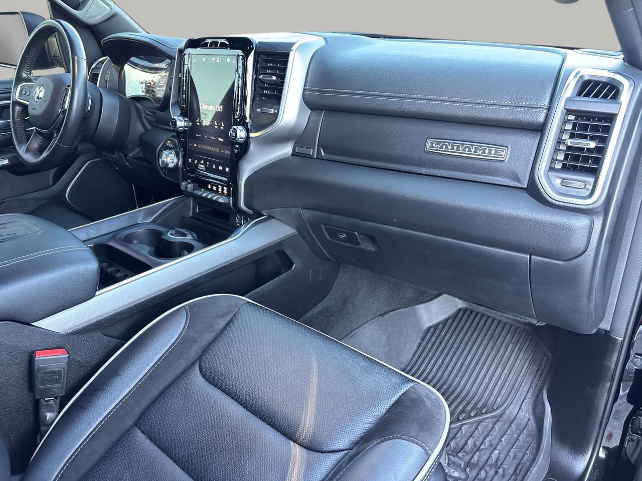 Used 2023 RAM 1500 Laramie image 12
