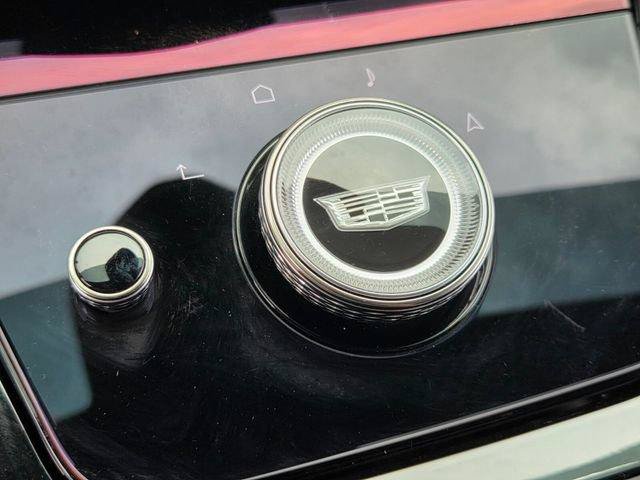 Certified 2025 Cadillac Escalade ESV Premium Luxury AWD/4WD image 26