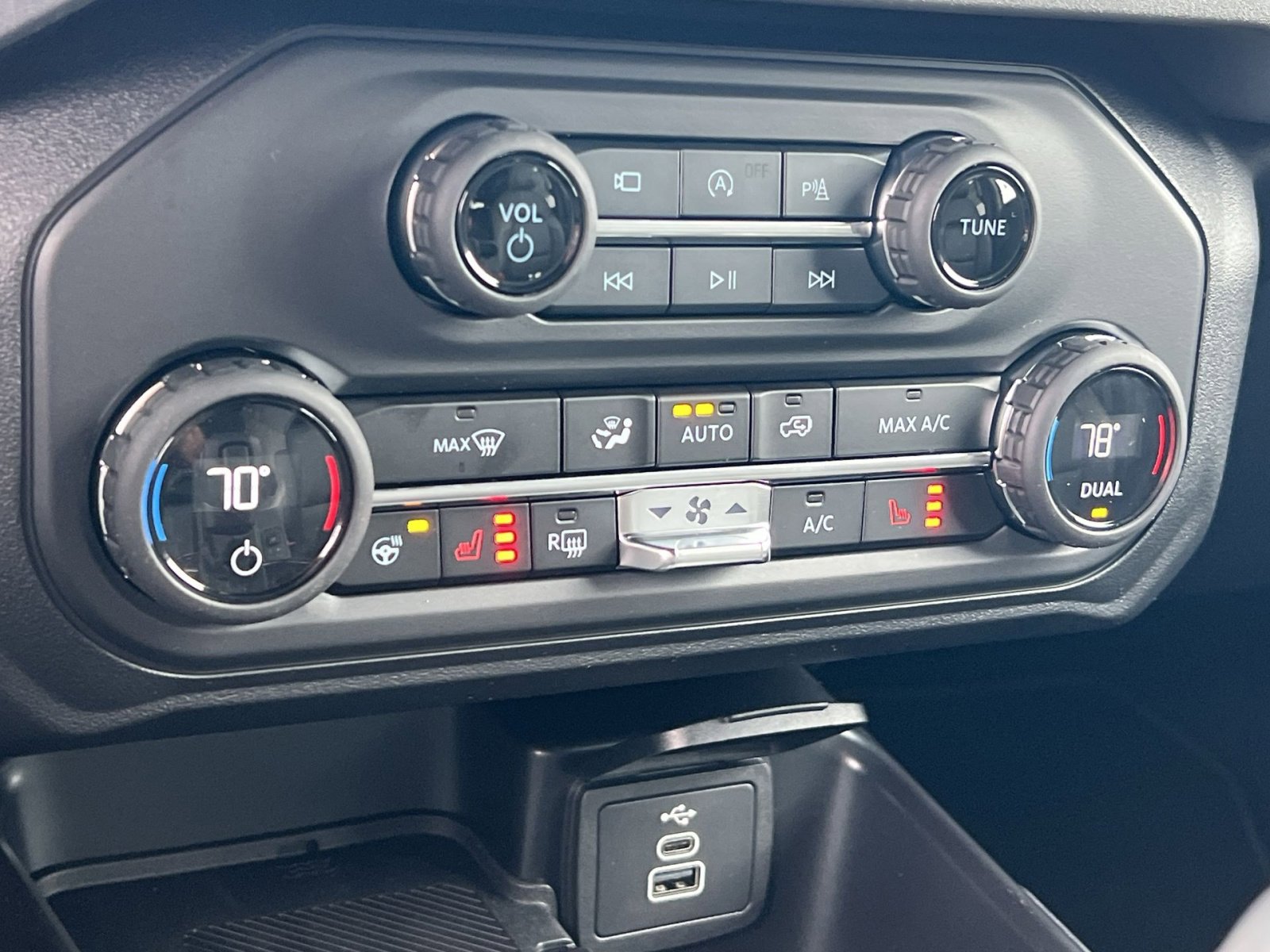 New 2026 Ford Bronco Outer Banks AWD/4WD image 21