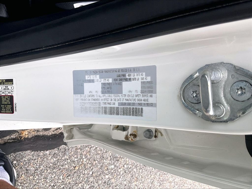 Used 2016 MAZDA MAZDA3 i Touring w/ Popular Equipment Package FWD image 33