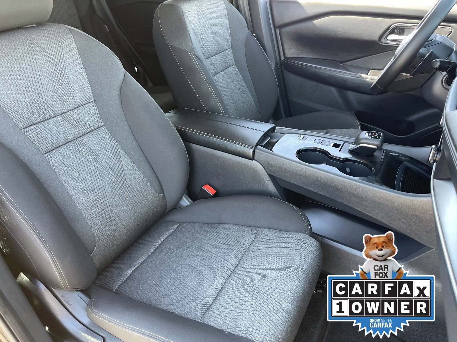 Certified 2025 Nissan Rogue SV FWD image 11